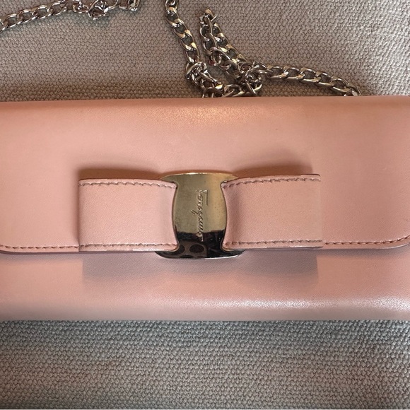 Salvatore Ferragamo Leather Bow Wallet - Picture 2 of 10